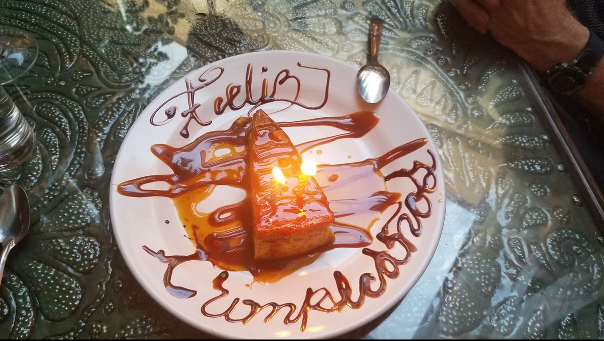 Flan cumpleaños